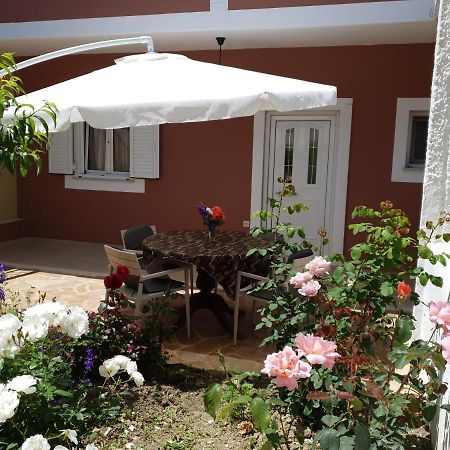 Apartament Angelika House 1 Marathiás Zewnętrze zdjęcie